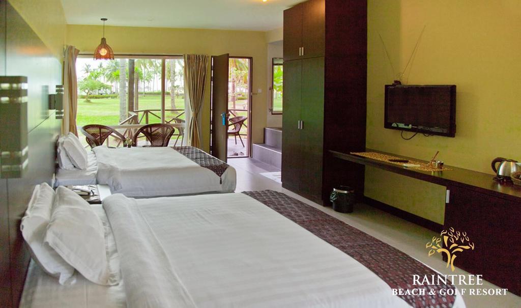 Raintree Beach And Golf Resort Tuaran Exterior photo